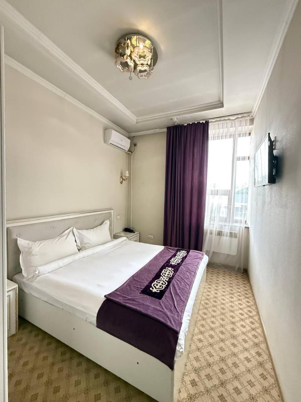 Sultan Jalal-Abad Hotel Екстериор снимка